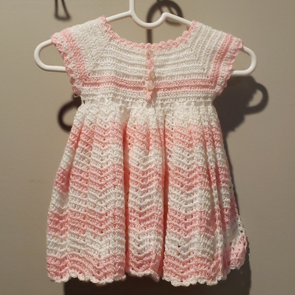 Dress - Picture 2 of 2